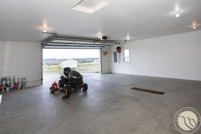 581 Squaw Creek ROAD, Huntley, MT 59037