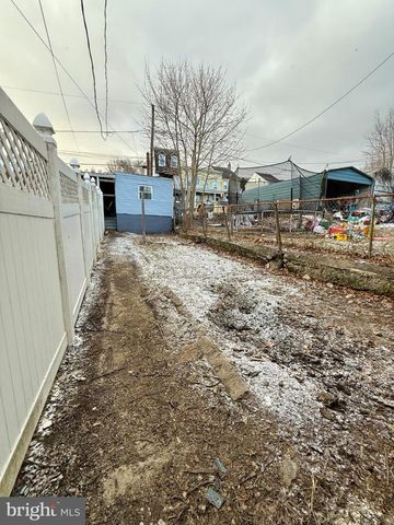 918 W WALNUT ST, Ashland, PA 17921