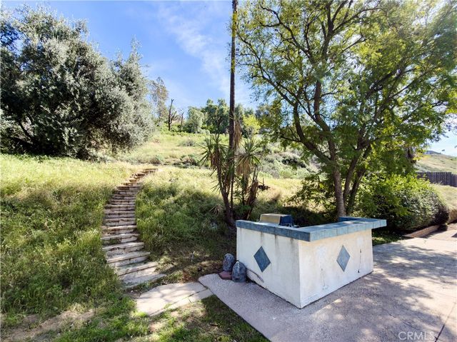 7774 Lakeside Dr, Jurupa Valley, CA 92509