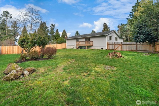 10743 SW Cowan Road, Vashon, WA 98070