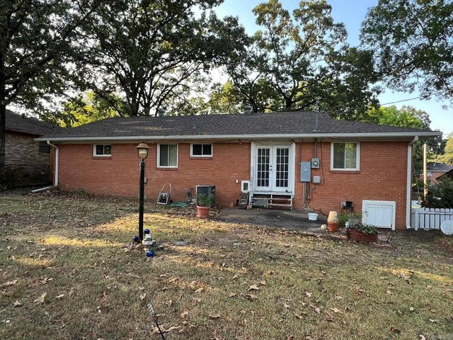 208 W K Avenue, North Little Rock, AR 72116