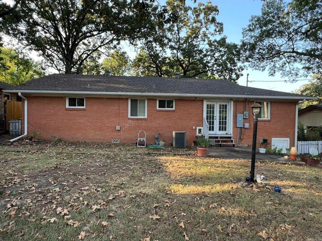 208 W K Avenue, North Little Rock, AR 72116