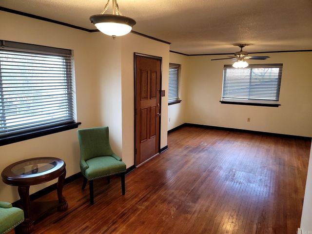 208 W K Avenue, North Little Rock, AR 72116