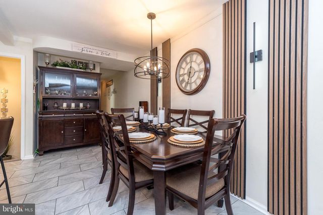 725 BRIGHTON ST, Philadelphia, PA 19111