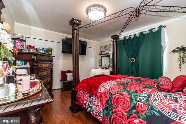 725 BRIGHTON ST, Philadelphia, PA 19111