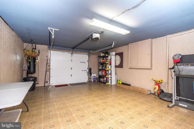 725 BRIGHTON ST, Philadelphia, PA 19111