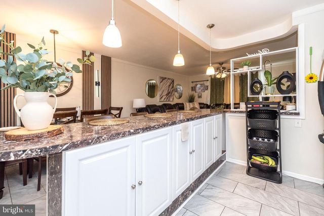 725 BRIGHTON ST, Philadelphia, PA 19111