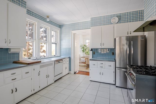 27 Owenoke Park, Westport, CT 06880