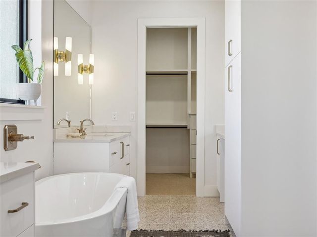 834 NW 72nd Street, Oklahoma City, OK 73116