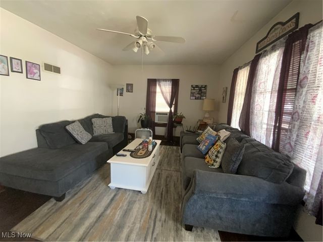 230 Clark Avenue, Wooster, OH 44691