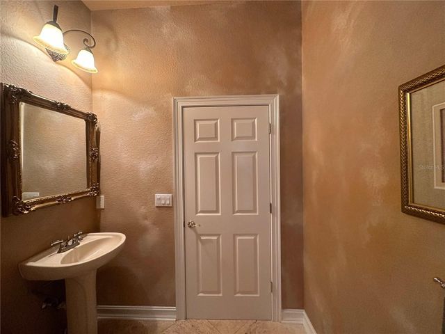 110 PORTOFINO DRIVE, North Venice, FL 34275