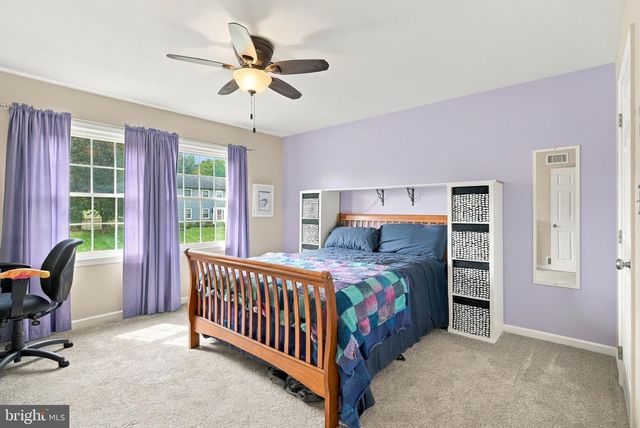 706 CARRIAGE LN, Mechanicsburg, PA 17050