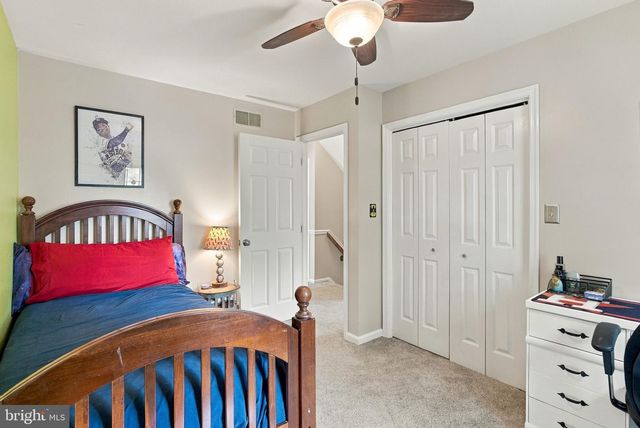 706 CARRIAGE LN, Mechanicsburg, PA 17050