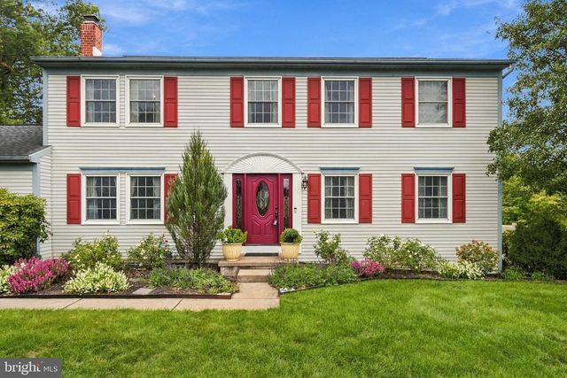 706 CARRIAGE LN, Mechanicsburg, PA 17050