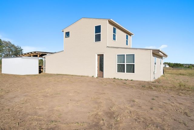 1600 County Road 465, Elgin, TX 78621