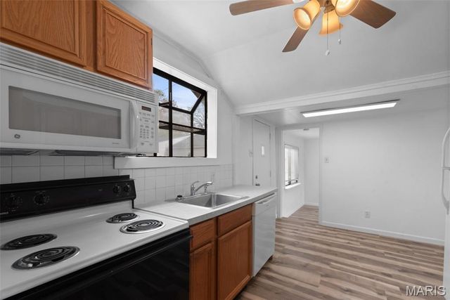 10416 Lackland Road, Overland, MO 63114