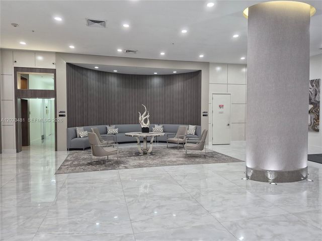 18800 NE 29th Avenue 718, Aventura, FL 33180