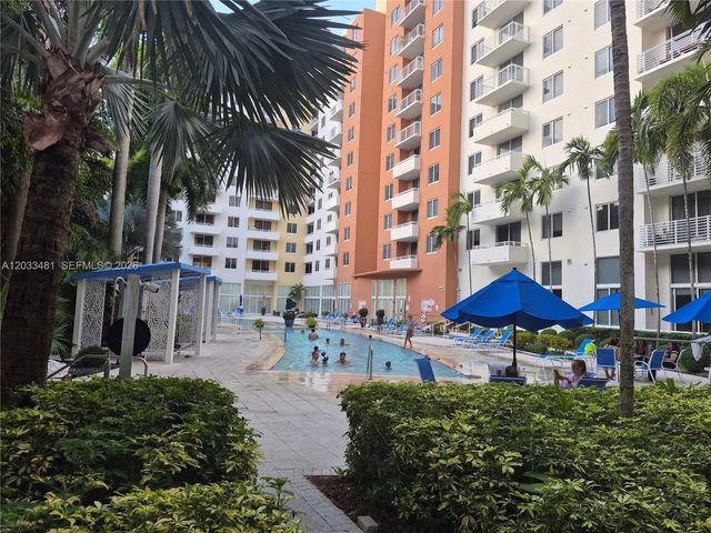 18800 NE 29th Avenue 718, Aventura, FL 33180