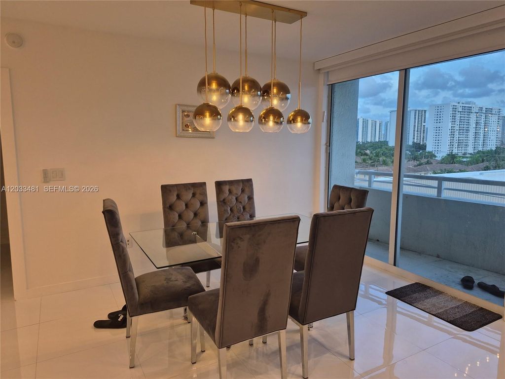 18800 NE 29th Avenue 718, Aventura, FL 33180