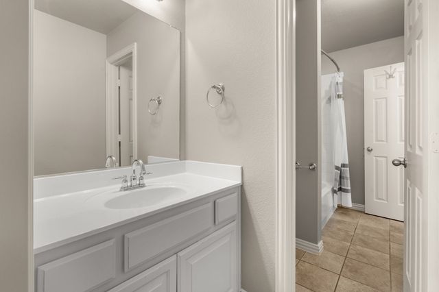 1145 Dayton Drive, Lantana, TX 76226