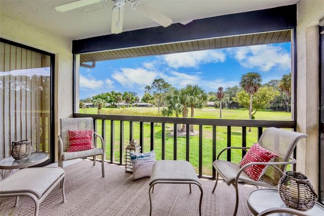 4582 LONGWATER 62, Sarasota, FL 34235