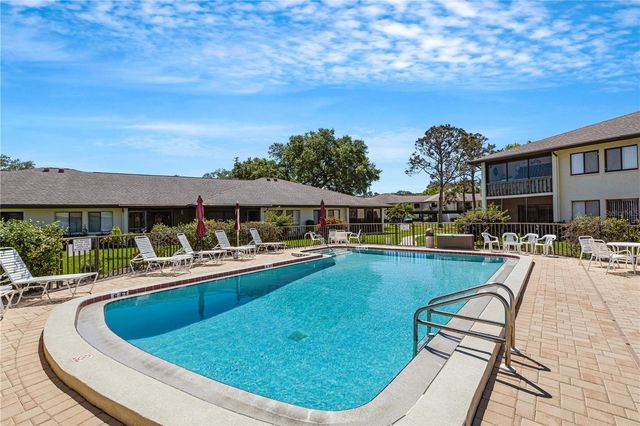 4582 LONGWATER 62, Sarasota, FL 34235