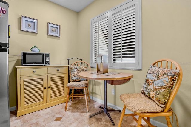 4582 LONGWATER 62, Sarasota, FL 34235