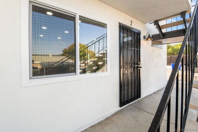 1827 E 17th St, National City, CA 91950