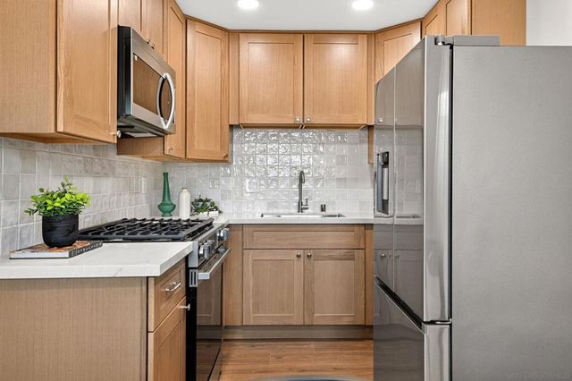 1827 E 17th St, National City, CA 91950