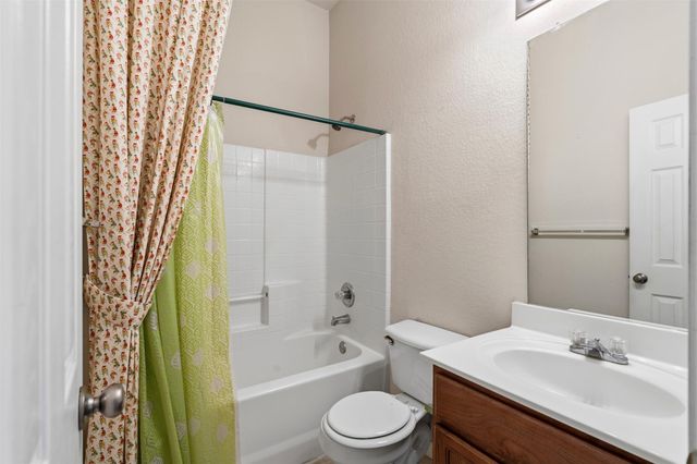 1156 Woodlands DR, Kyle, TX 78640