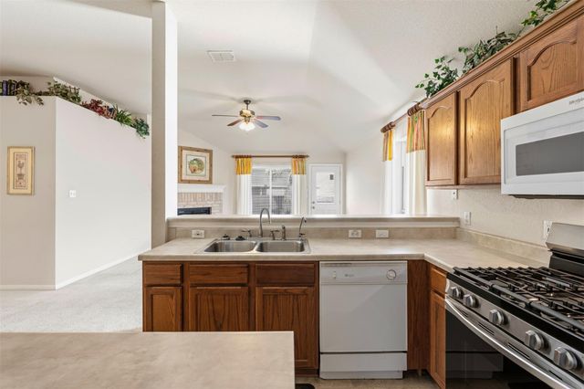 1156 Woodlands DR, Kyle, TX 78640