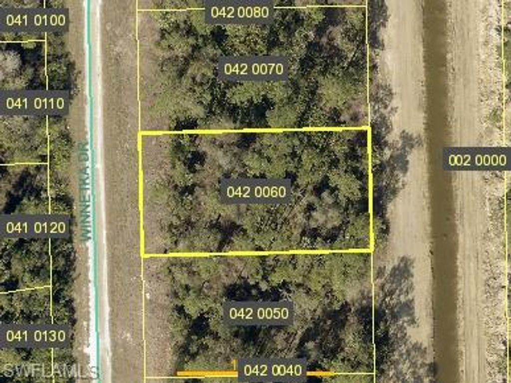 2112 Winnetka DR, Lehigh Acres, FL 33972