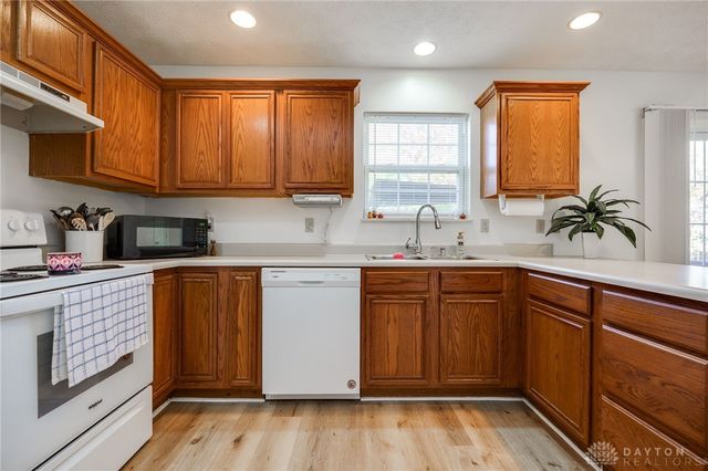 794 Donnelly Avenue, Springfield, OH 45503