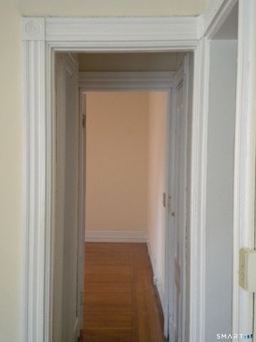 382 Whitney Avenue, New Haven, CT 06511