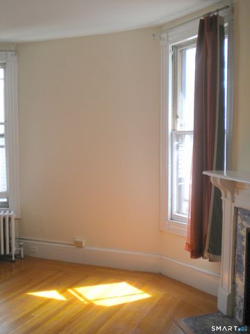 382 Whitney Avenue, New Haven, CT 06511