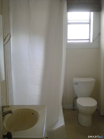 382 Whitney Avenue, New Haven, CT 06511