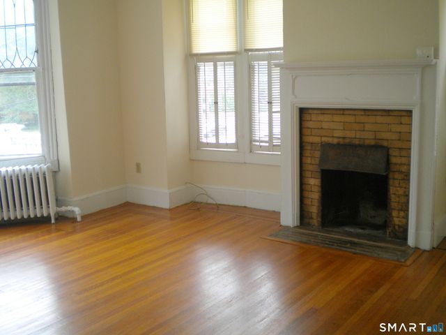 382 Whitney Avenue, New Haven, CT 06511