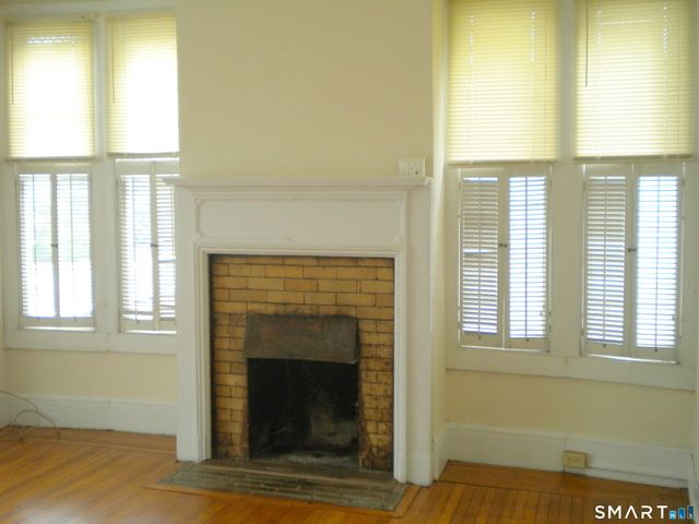 382 Whitney Avenue, New Haven, CT 06511