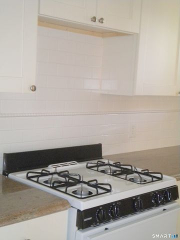 382 Whitney Avenue, New Haven, CT 06511