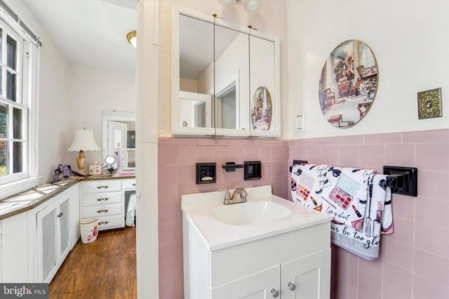 545 CHURCH RD, Elkins Park, PA 19027