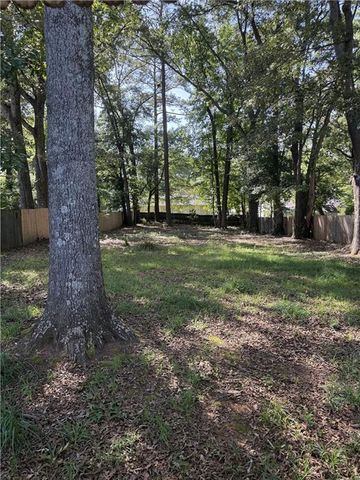 1744 Aircraft Drive SE, Marietta, GA 30060