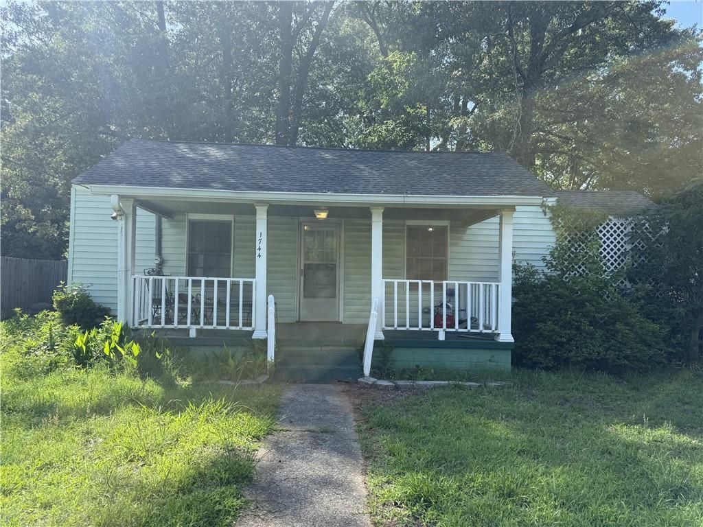 1744 Aircraft Drive SE, Marietta, GA 30060