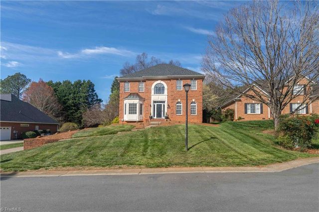 1030 Wild Dogwood Lane, Winston-salem, NC 27106