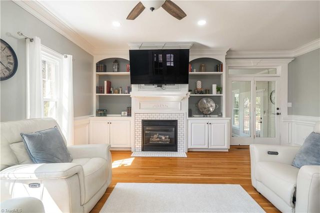 1030 Wild Dogwood Lane, Winston-salem, NC 27106