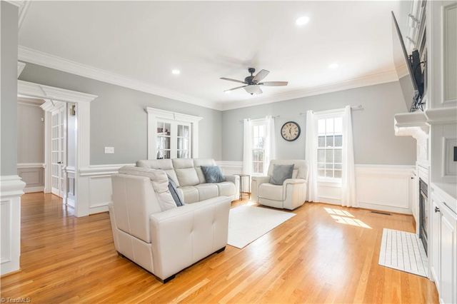 1030 Wild Dogwood Lane, Winston-salem, NC 27106