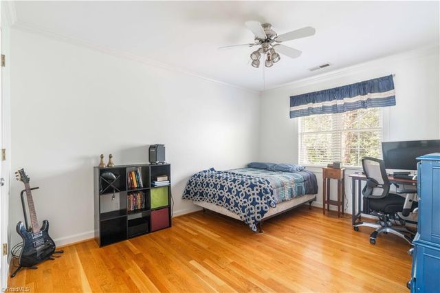 1030 Wild Dogwood Lane, Winston-salem, NC 27106