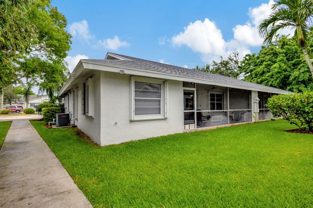 13810 YARMOUTH Drive, Wellington, FL 33414