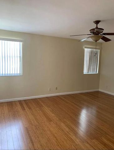 9609 NW 8th Circle, Plantation, FL 33324