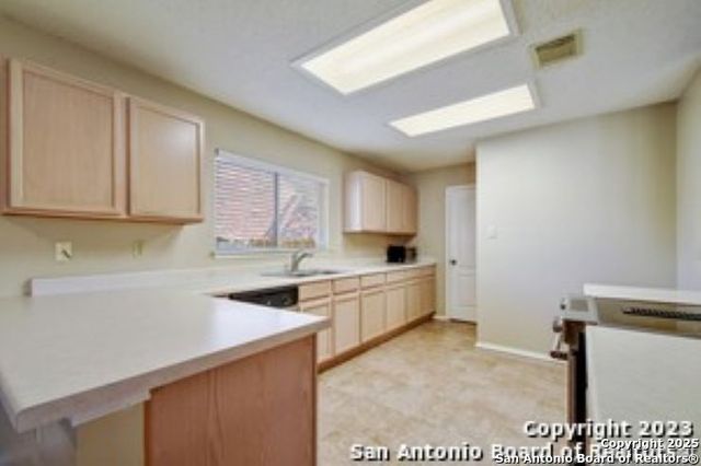 21935 LEGEND POINT DR, San Antonio, TX 78258