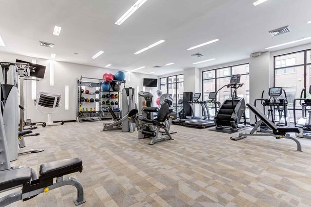 2525 Mccue Road 450, Houston, TX 77056